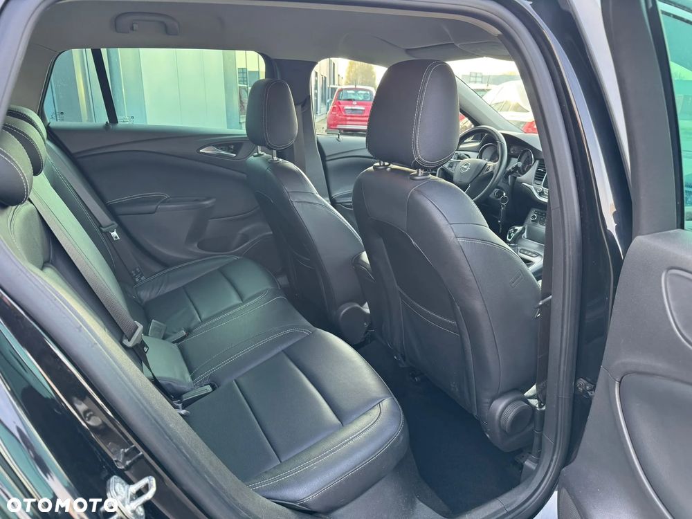 Opel Astra 1.6 CDTI Sport - 10