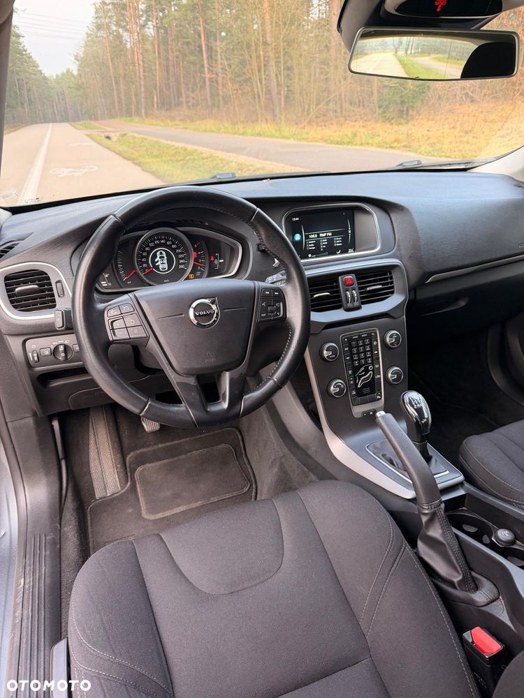 Volvo V40 D2 Drive-E Base - 16