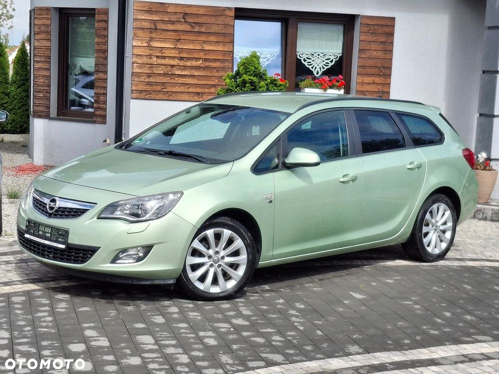 Opel Astra 1.4 Turbo Cosmo - 10