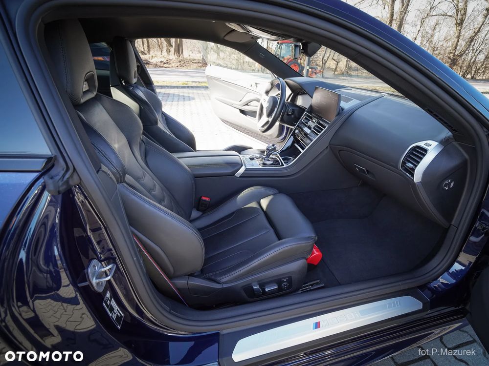 BMW Seria 8 - 13