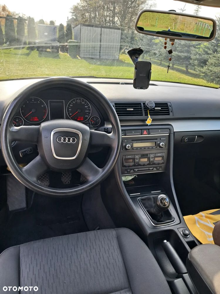 Audi A4 - 12