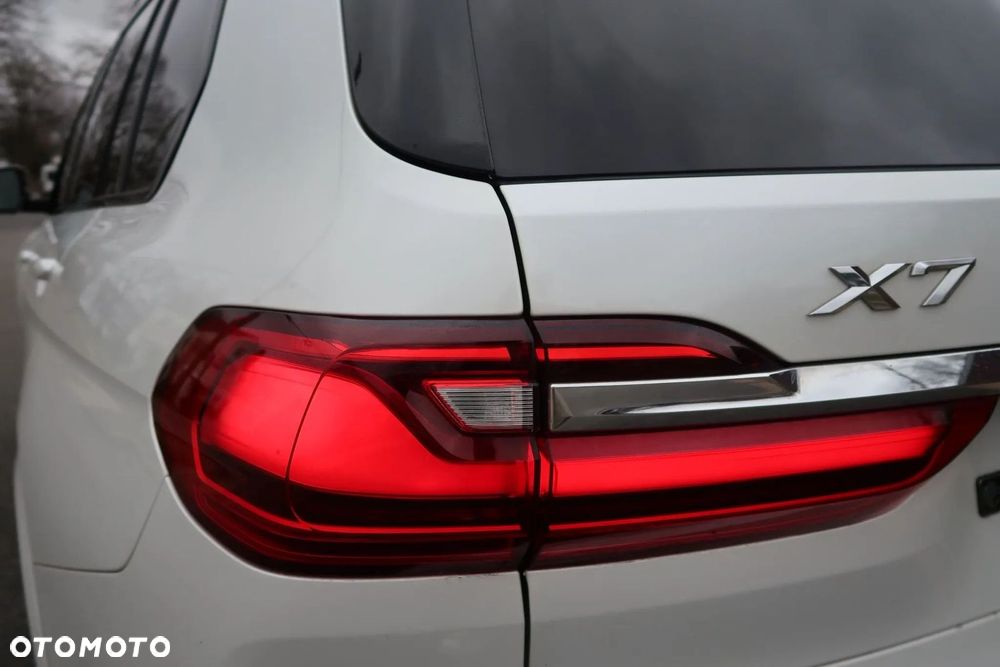BMW X7 xDrive40i - 8