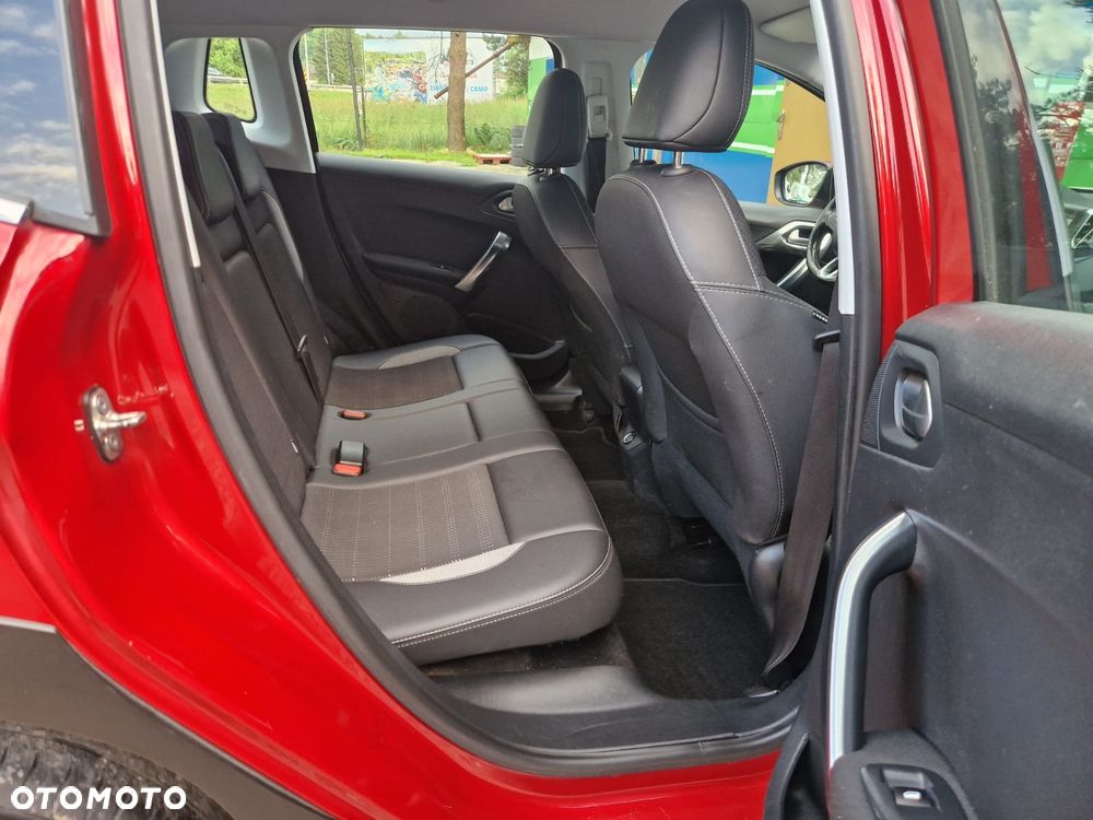 Peugeot 2008 - 13