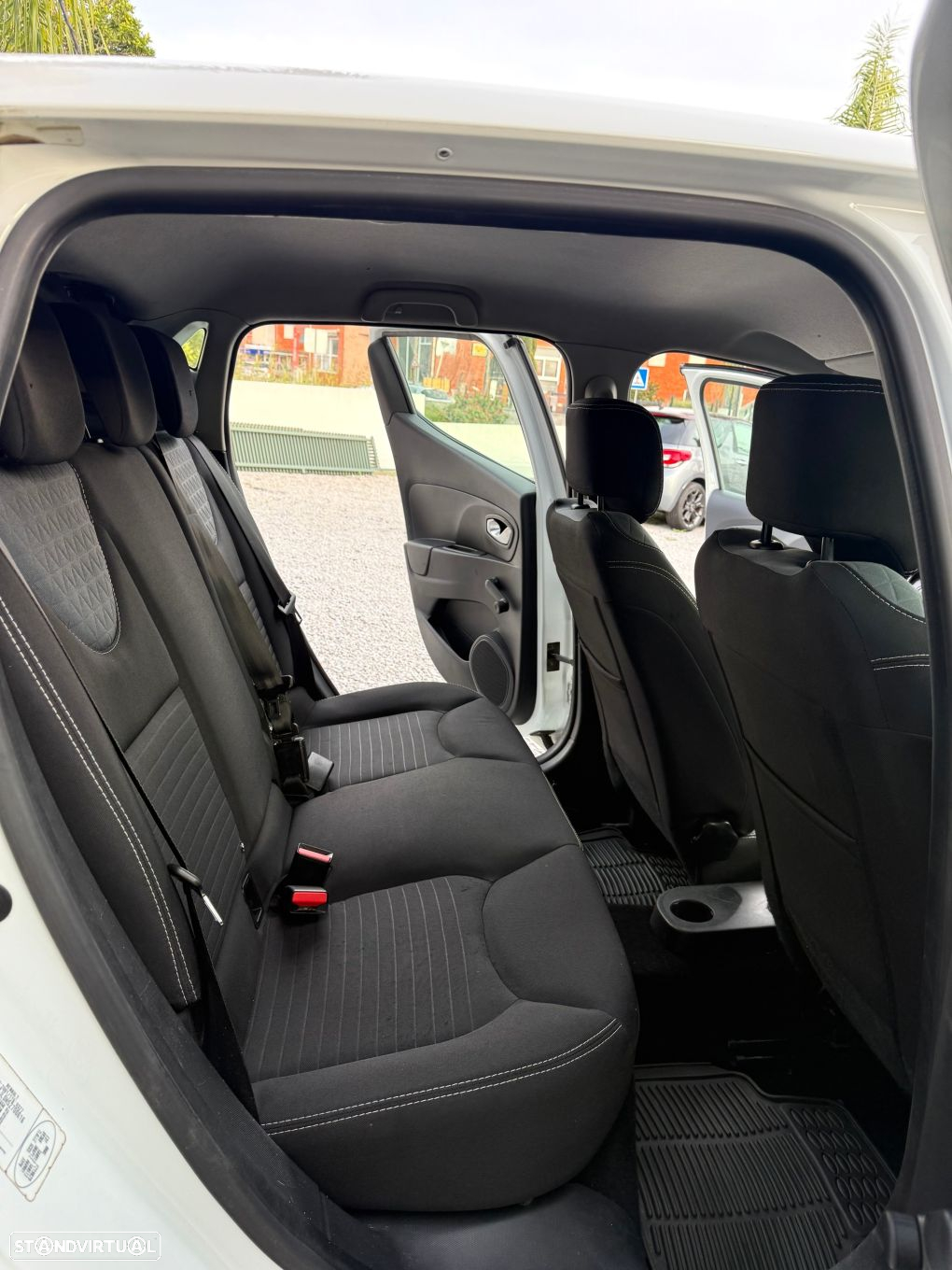 Renault Clio 1.5 dCi Limited - 16