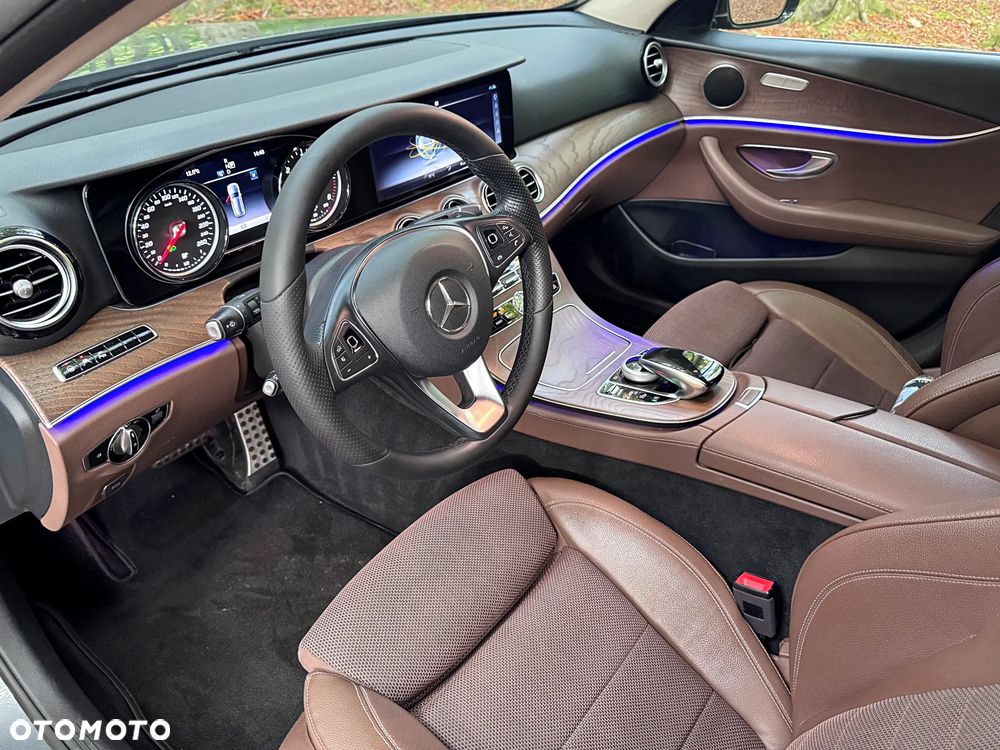 Mercedes-Benz Klasa E 220 d 4Matic All-Terrain 9G-TRONIC Avantgarde - 8