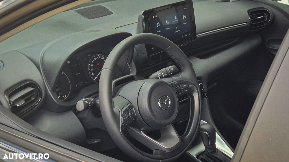 Mazda 2 - 7