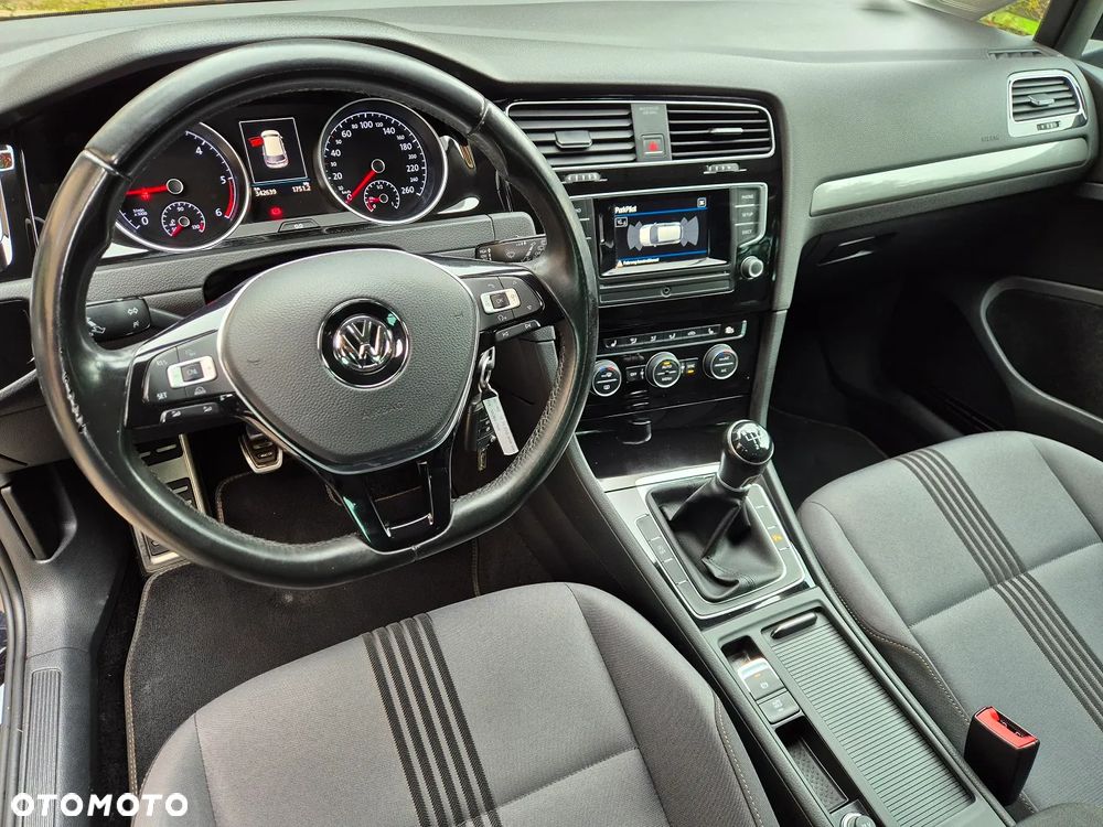 Volkswagen Golf 1.6 TDI BlueMotion Technology Allstar - 19