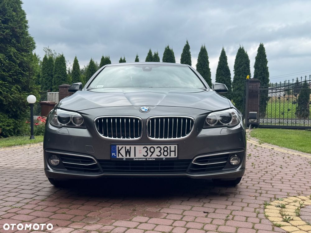 BMW Seria 5 525d Luxury Line - 10