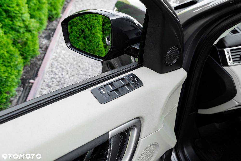 Land Rover Discovery Sport D150 - 18