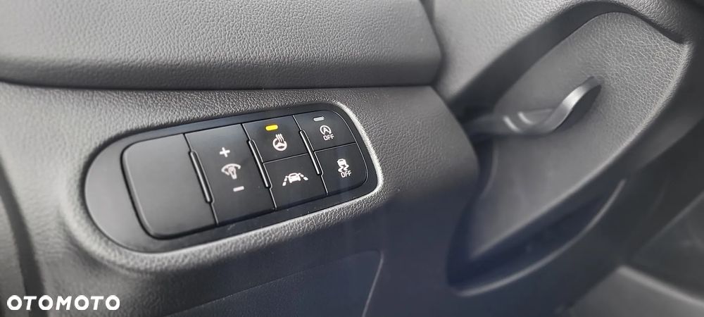 Kia Carens 1.7 CRDi 136 Fifa World Cup Edition - 21