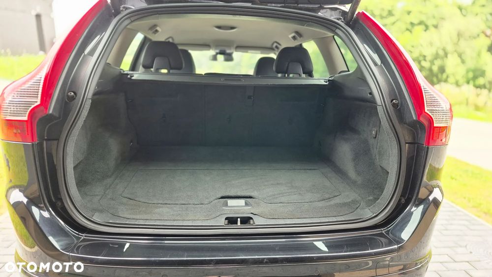 Volvo XC 60 D4 AWD Kinetic - 18