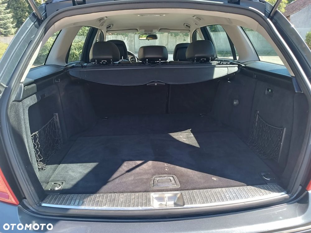 Mercedes-Benz Klasa C 220 CDI DPF Automatik Avantgarde - 18