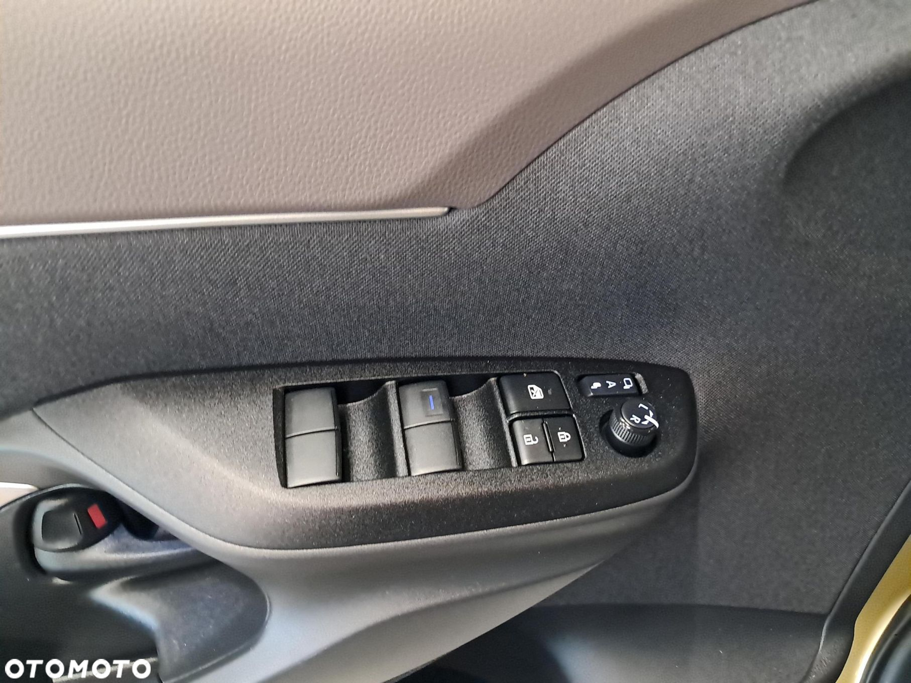 Toyota Yaris Cross - 19