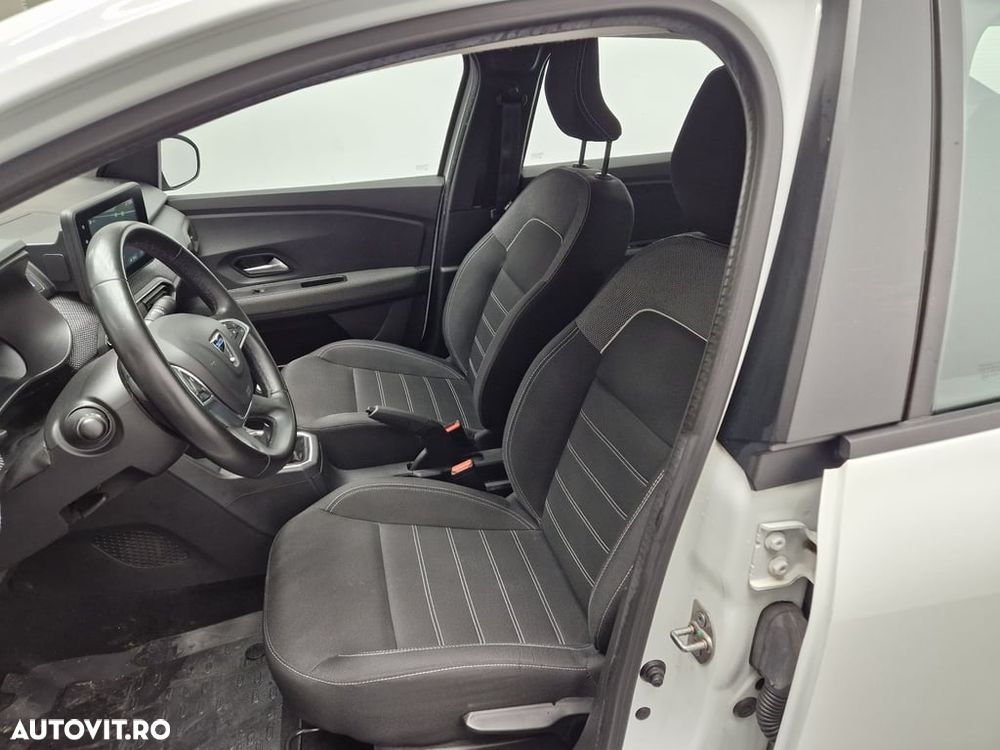 Dacia Logan TCe 90 MT6 Prestige - 9