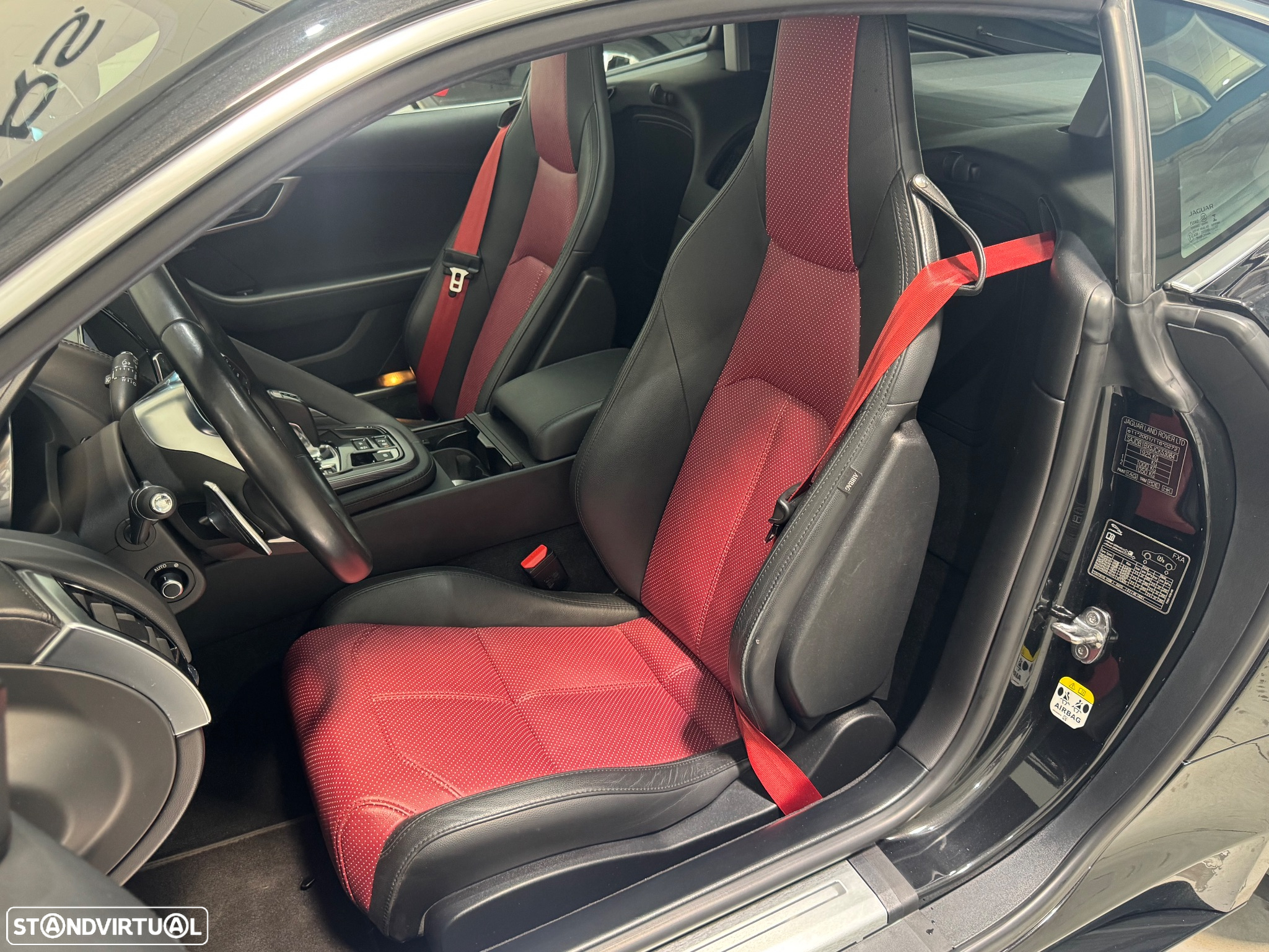 Jaguar F-Type 2.0 i4 R-Dynamic - 7