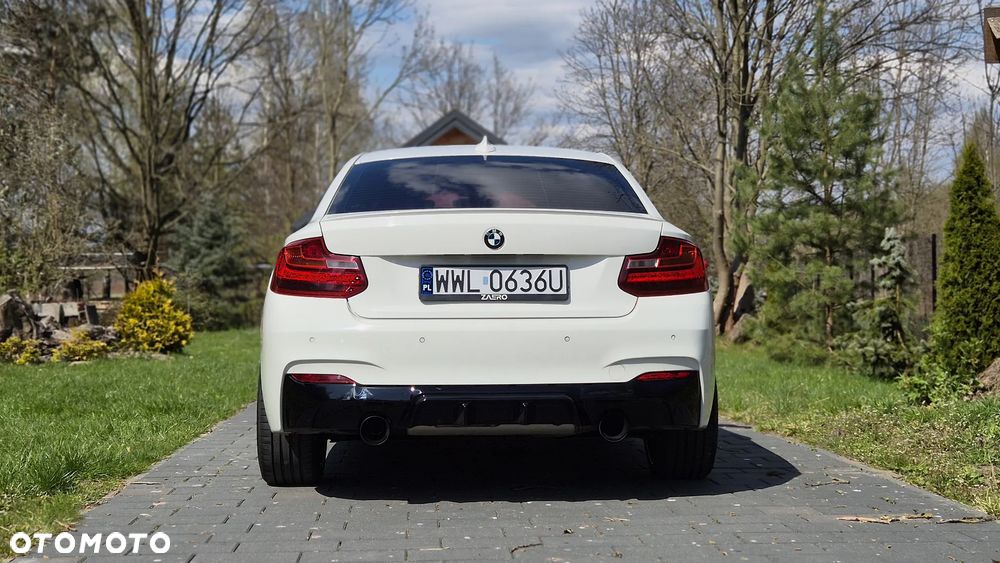 BMW Seria 2 220i M Sport - 6
