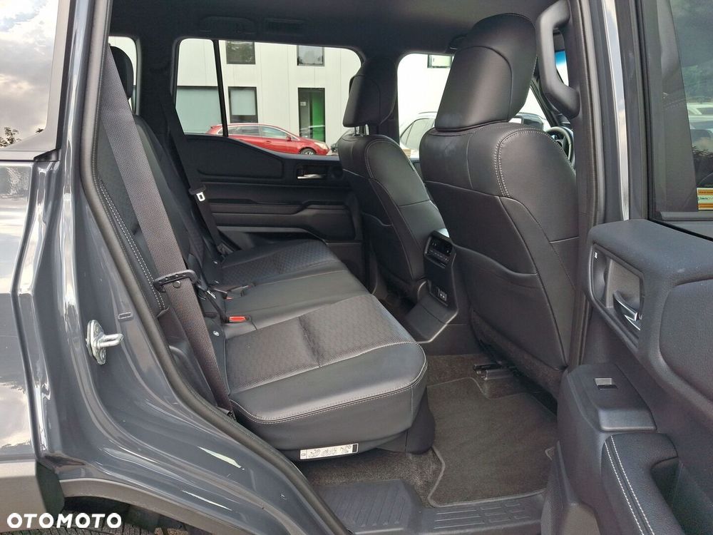 Toyota Land Cruiser LC 2.8 D-4D Executive - 25