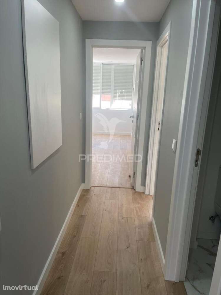 T1 Totalmente Remodelado Amadora - Grande imagem: 2/23