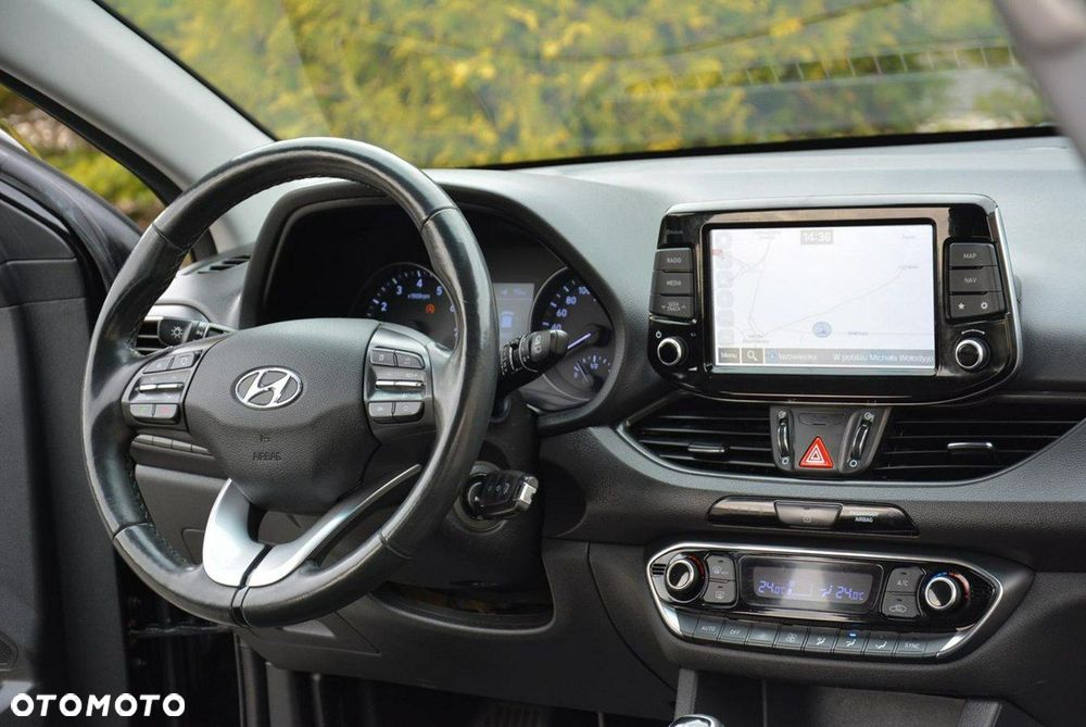 Hyundai i30 1.4 YES - 19
