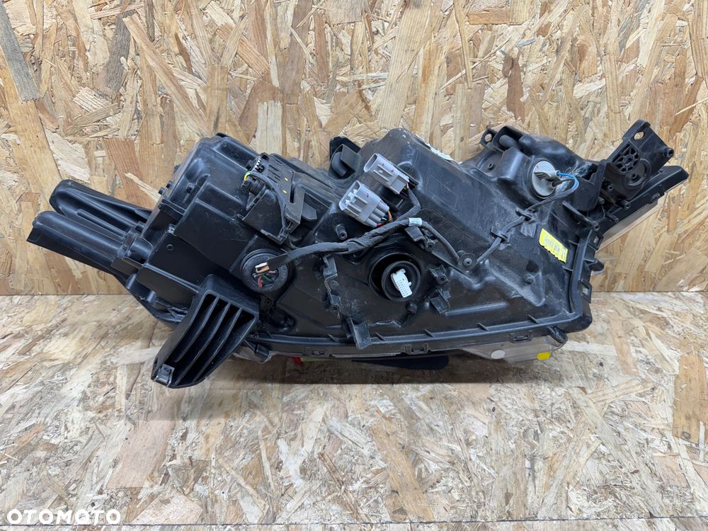 Przednia lewa lampa Mitsubishi outlander III lift full led - 4