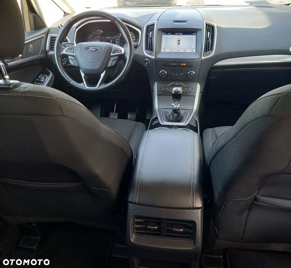 Ford S-Max 2.0 EcoBlue Titanium - 12