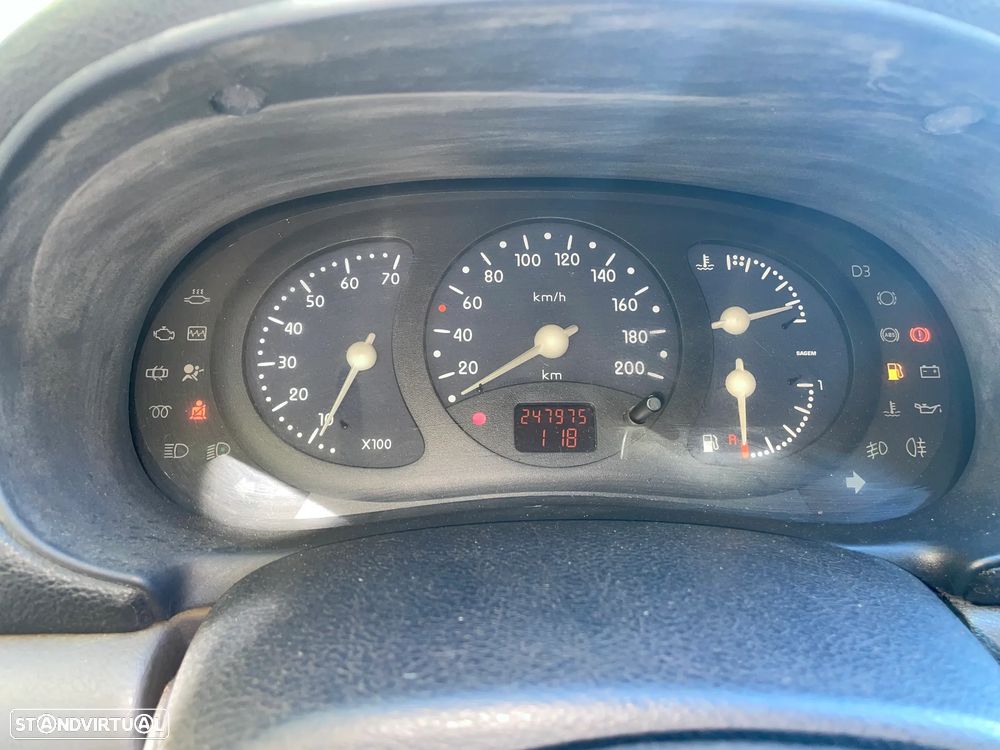 Renault Clio 1.2 RN - 10