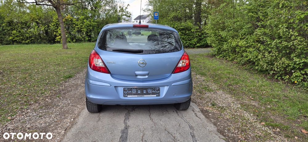 Opel Corsa 1.4 16V Satellite - 2