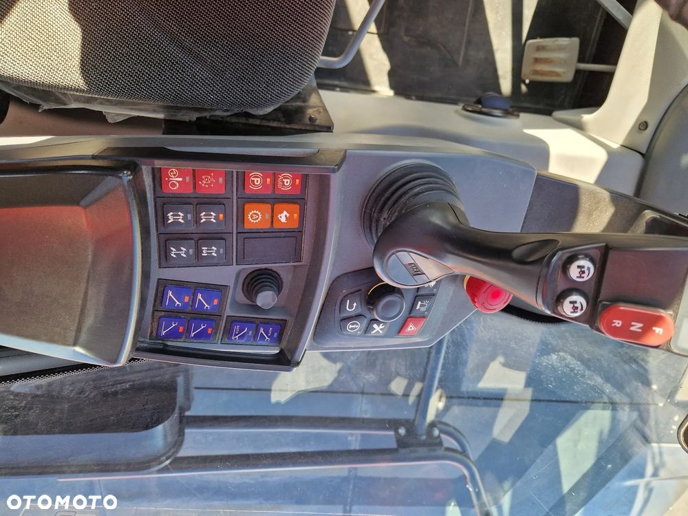 Manitou MRT 2260 G129 - 12