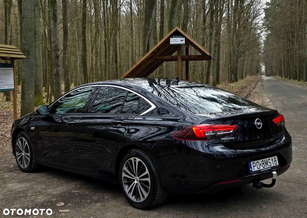 Opel Insignia - 1