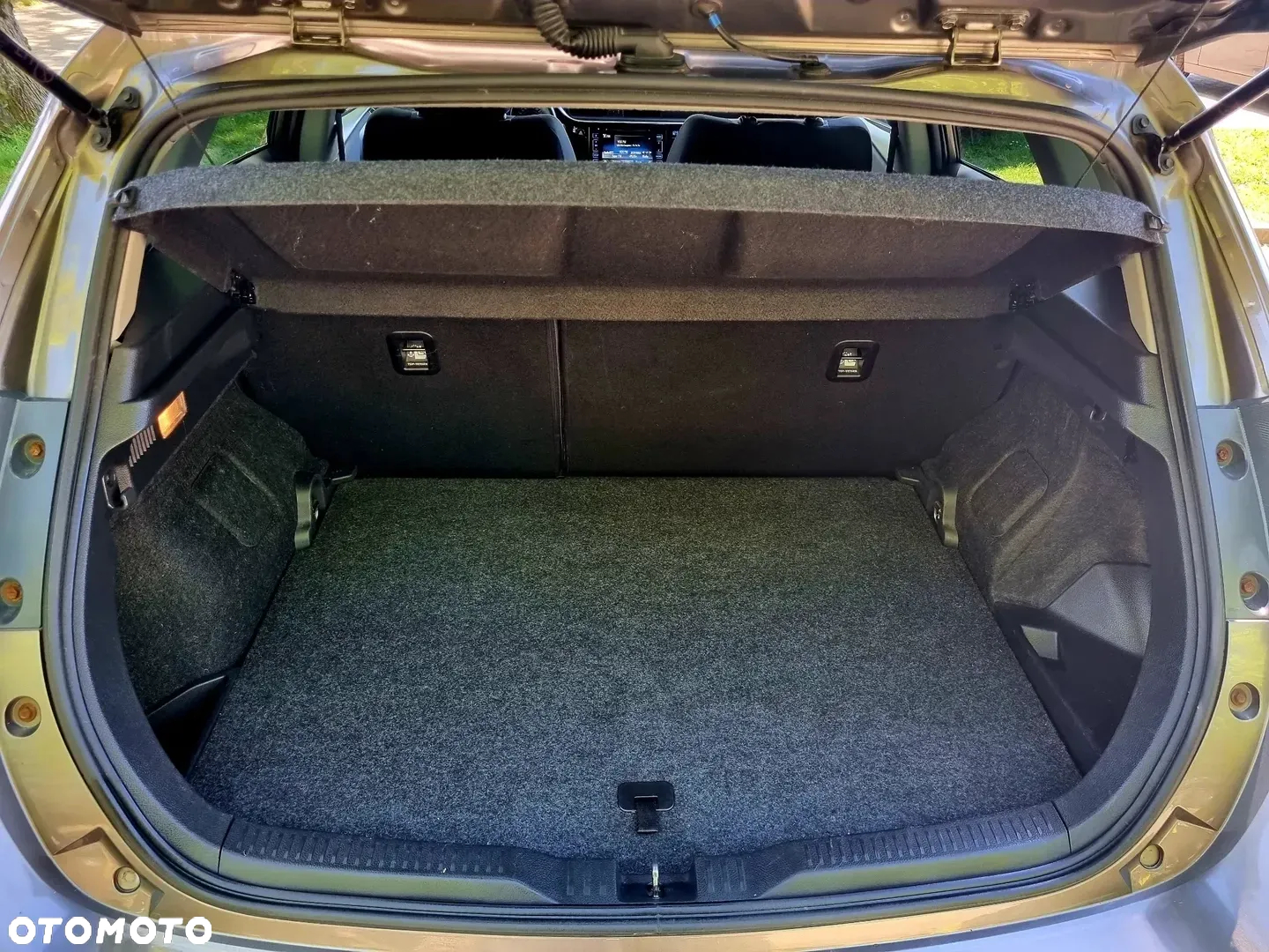 Toyota Auris Hybrid 135 Comfort - 14