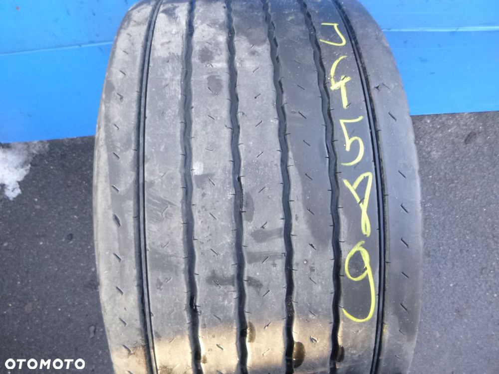 Opona 445/45R 19.5 Benchmark T820 Naczepowa. Opony ciężarowe - 2