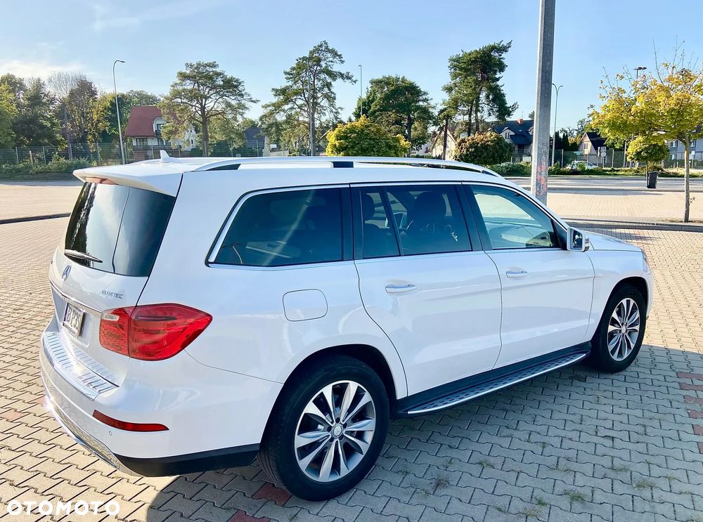 Mercedes-Benz GL 350 BlueTEC 4-Matic - 4