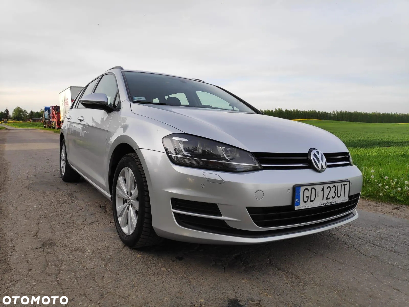 Volkswagen Golf VII 1.6 TDI BMT Trendline DSG - 17