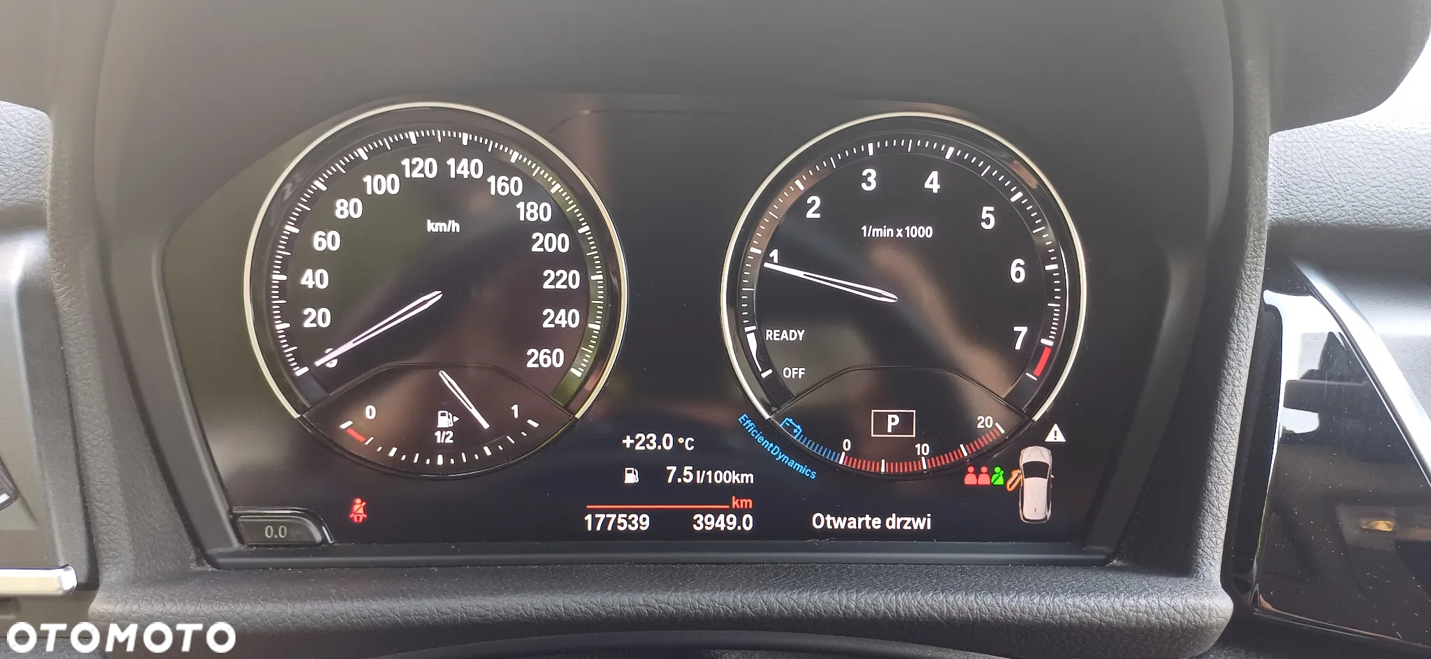BMW Seria 2 218i Active Tourer - 11