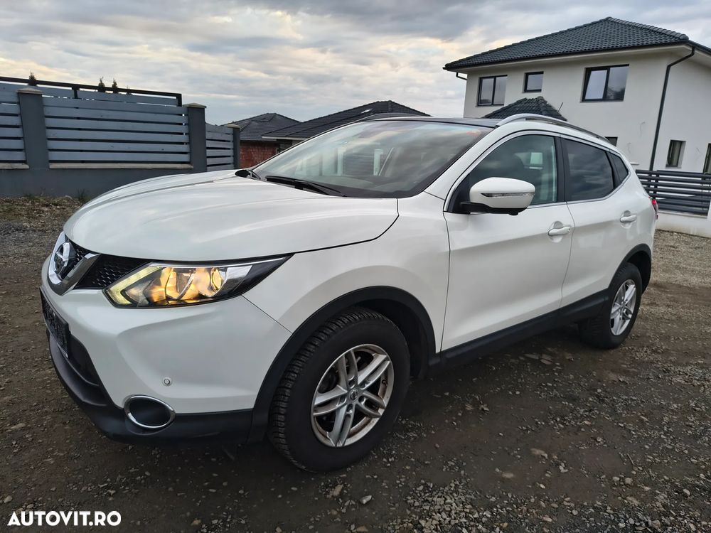 Nissan Qashqai - 1