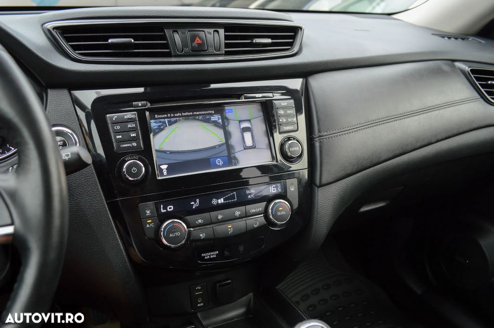 Nissan X-Trail 1.6 dCi Tekna - 8