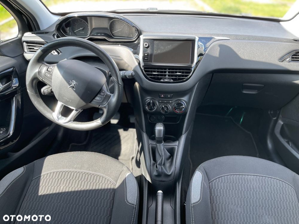 Peugeot 208 82 PureTech Style - 8