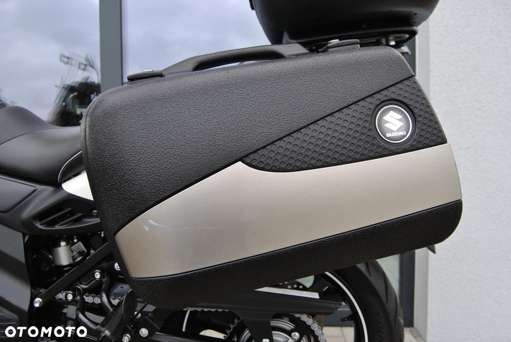 Suzuki DL - 32