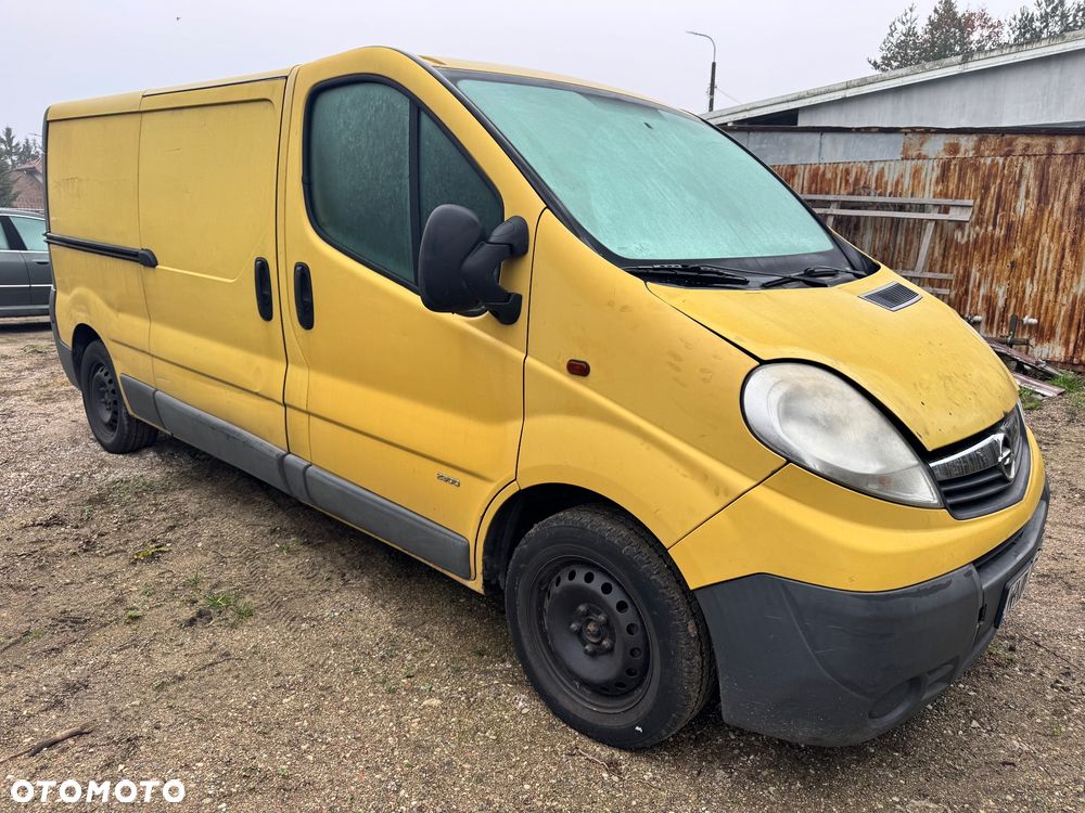 Opel Vivaro - 1