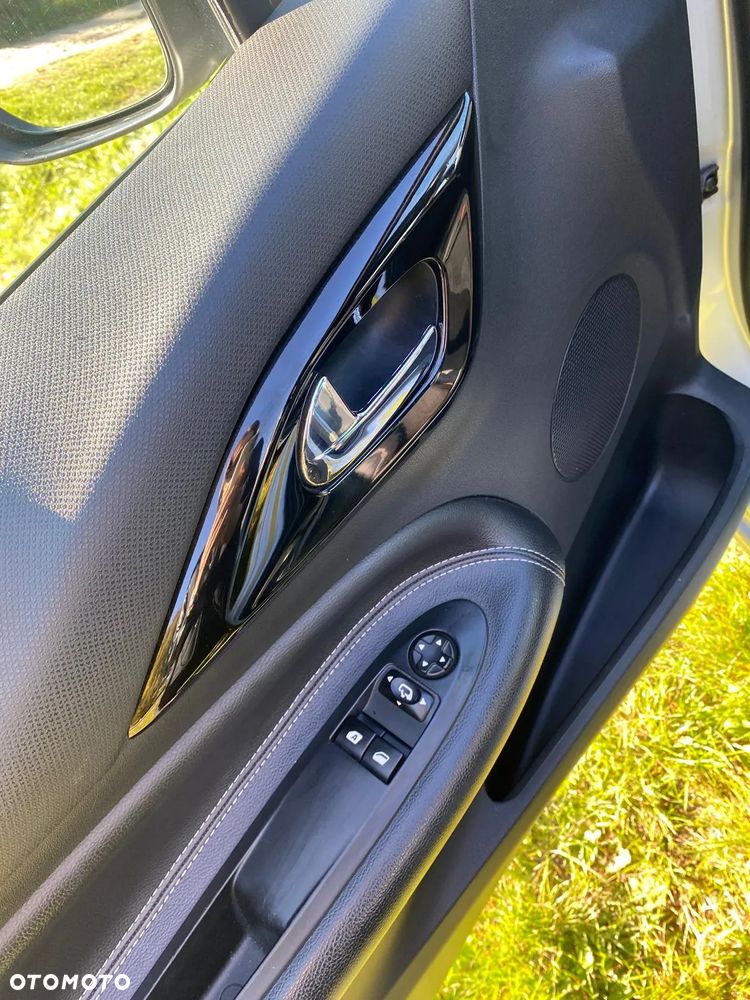 Citroën DS3 VTi 120 SoChic - 8