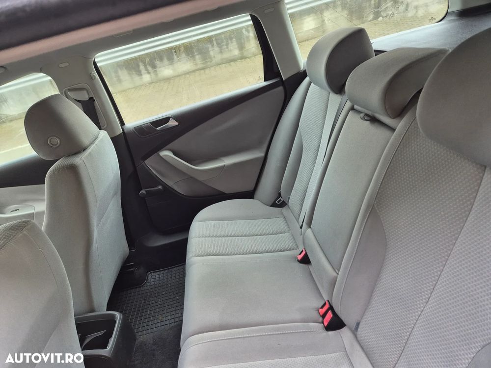 Volkswagen Passat Variant 2.0 TDI Comfortline DPF - 8