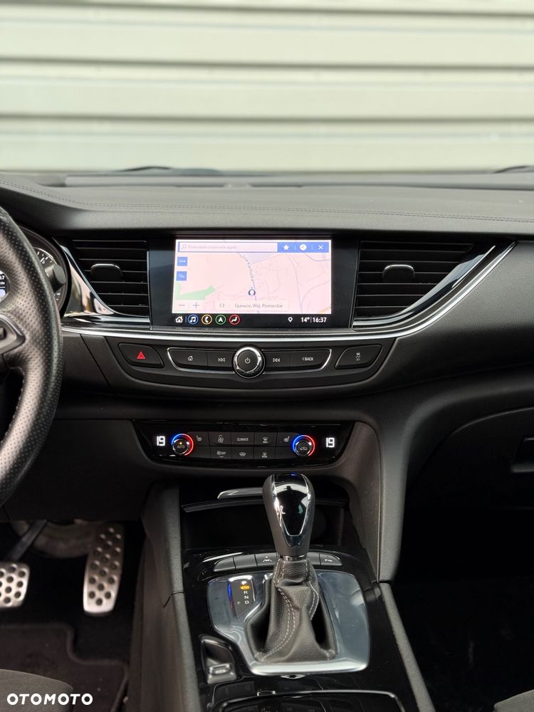 Opel Insignia - 8
