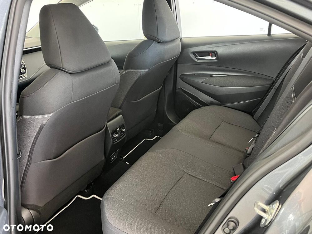 Toyota Corolla 1.8 Hybrid Comfort - 31