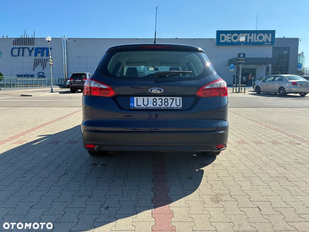 Ford Focus 1.6 TDCi Ambiente - 4