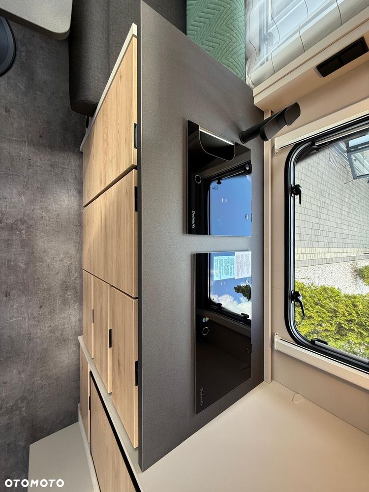 Dethleffs Camper 730FKR - 24