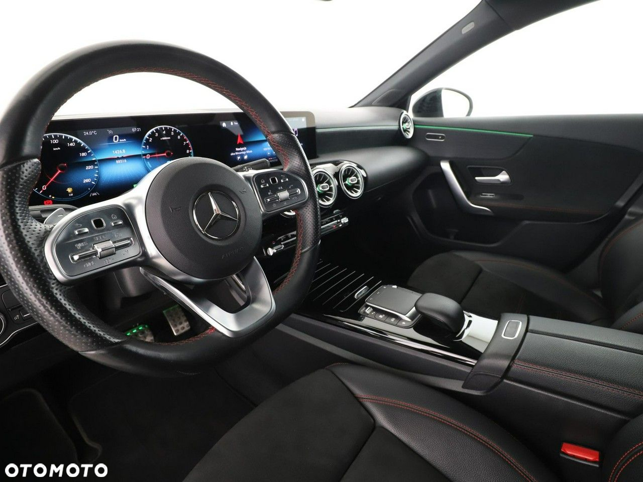 Mercedes-Benz Klasa A 250 e 8G-DCT AMG Line - 14