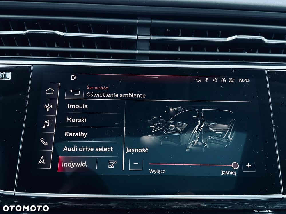 Audi Q8 50 TDI mHEV Quattro Black Edition Tiptronic - 33