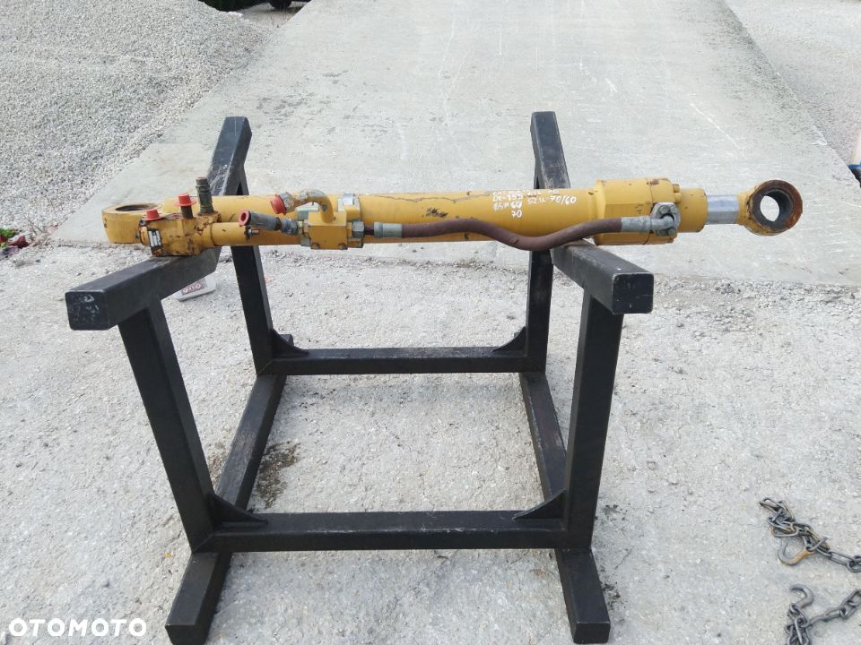 Siłownik Cat Caterpillar 320 315 316 322 323 330 M312 311 312E 318 [D-155 S-60/70 T-70] - 4