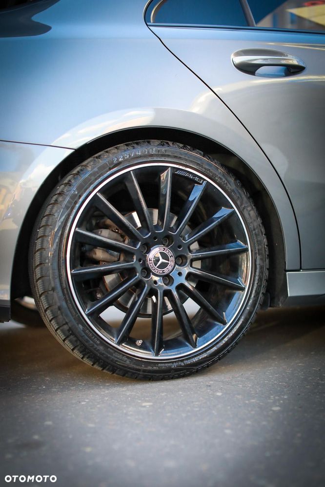 Mercedes-Benz Klasa A 200 AMG Line 7G-DCT - 12