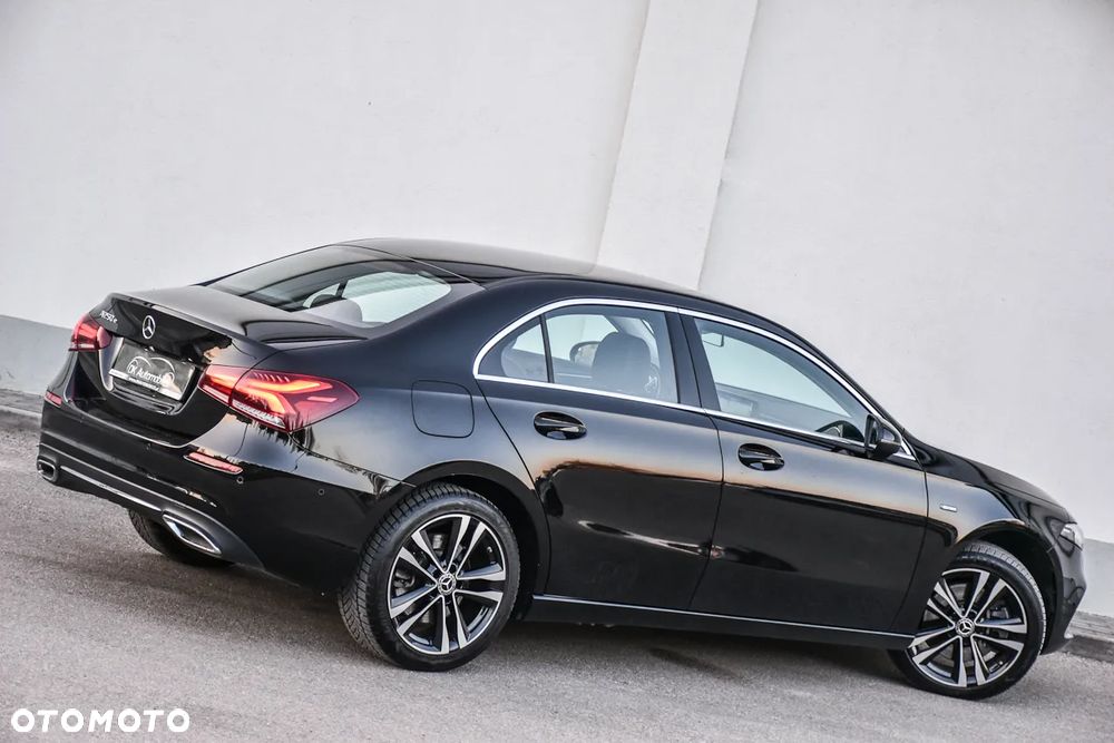 Mercedes-Benz Klasa A 250 e 8G-DCT Progressive Advanced - 9
